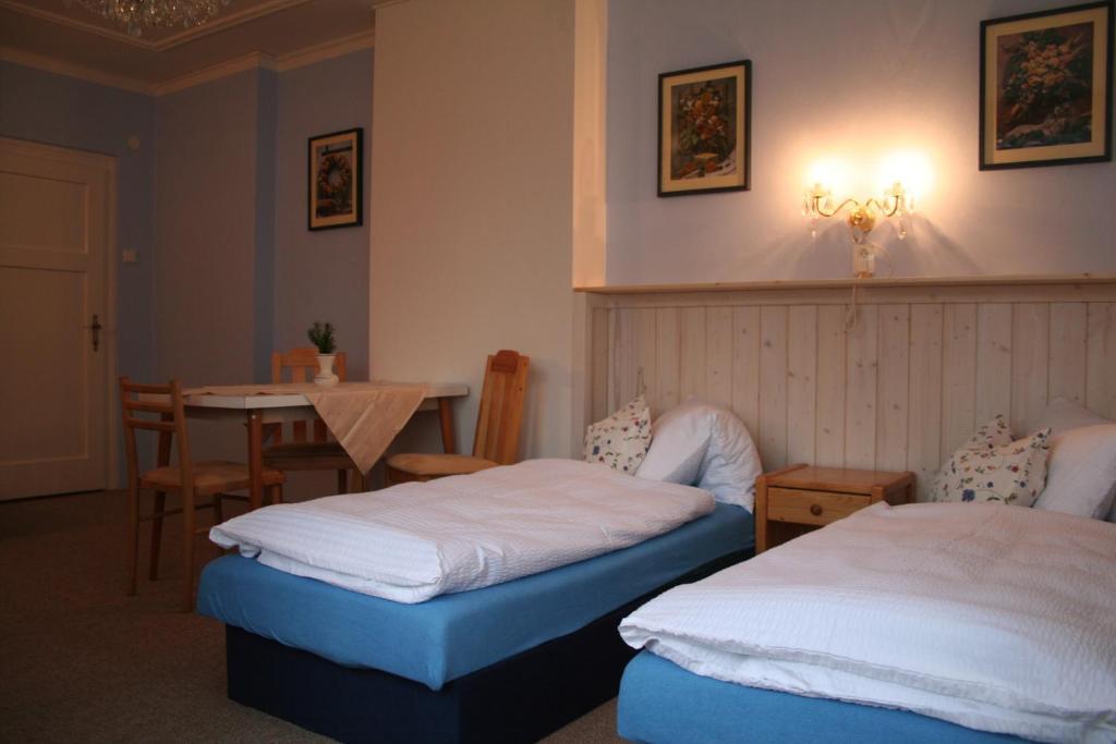 A.Dalia Hotel Karlovy Vary Ngoại thất bức ảnh