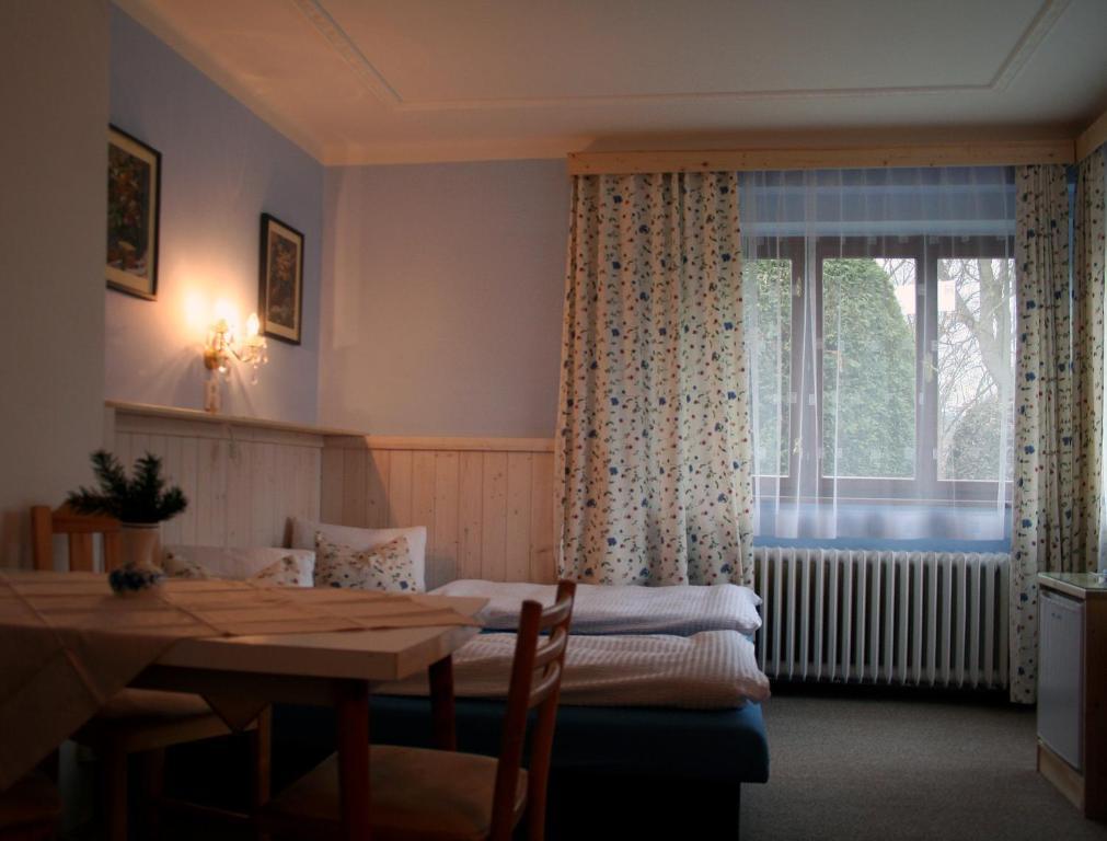 A.Dalia Hotel Karlovy Vary Ngoại thất bức ảnh