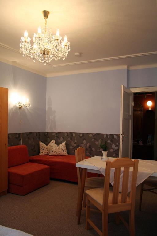 A.Dalia Hotel Karlovy Vary Ngoại thất bức ảnh